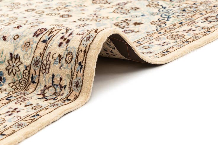 Detail image of 3' 3 x 5' 3 Hand Knotted Nain Rug