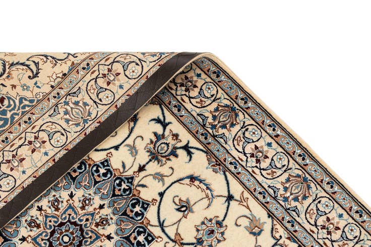 Detail image of 3' 3 x 4' 8 Hand Knotted Nain Rug