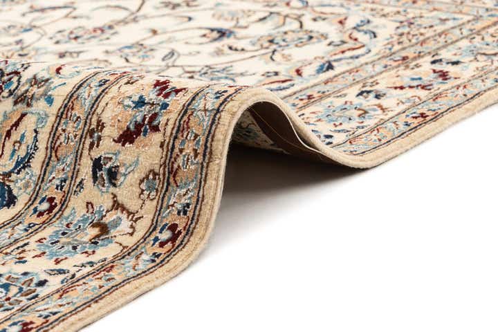 3' 1 x 4' 8 Hand Knotted Nain Rug