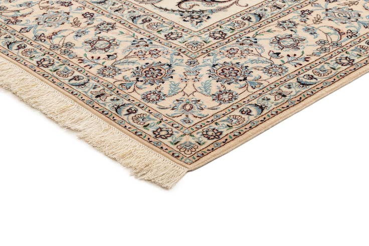 Detail image of 6' 9 x 9' 10 Hand Knotted Nain Rug