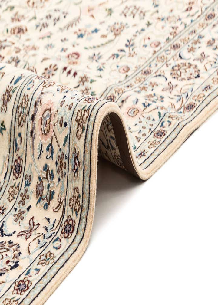 4' 4 x 7' Hand Knotted Nain Rug