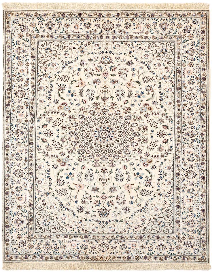 Detail image of 4' 4 x 7' Hand Knotted Nain Rug