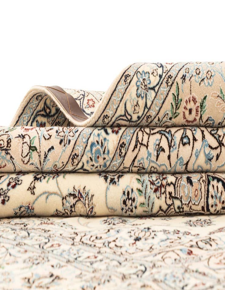 Detail image of 6' 8 x 6' 11 Hand Knotted Nain Rug