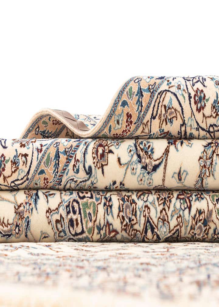 5' 1 x 7' 9 Hand Knotted Nain Rug