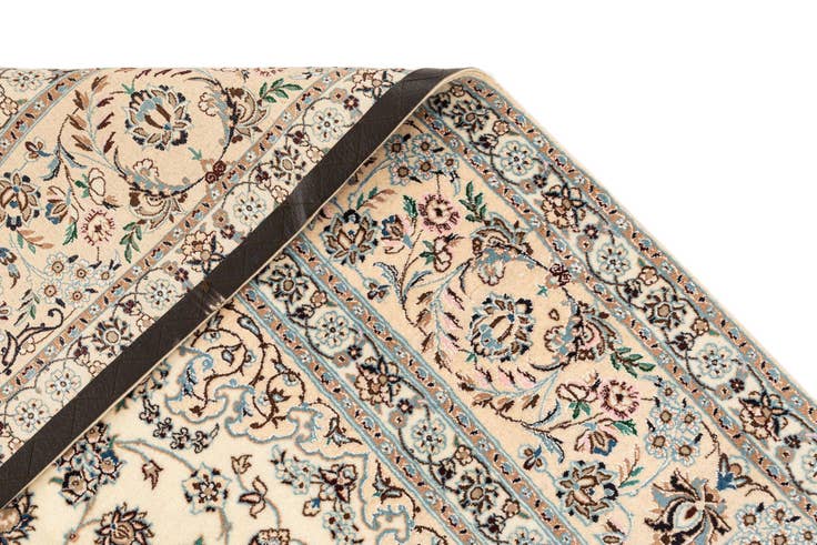 Detail image of 6' 8 x 6' 11 Hand Knotted Nain Rug