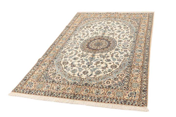 5' 3 x 8' 6 Hand Knotted Nain Rug