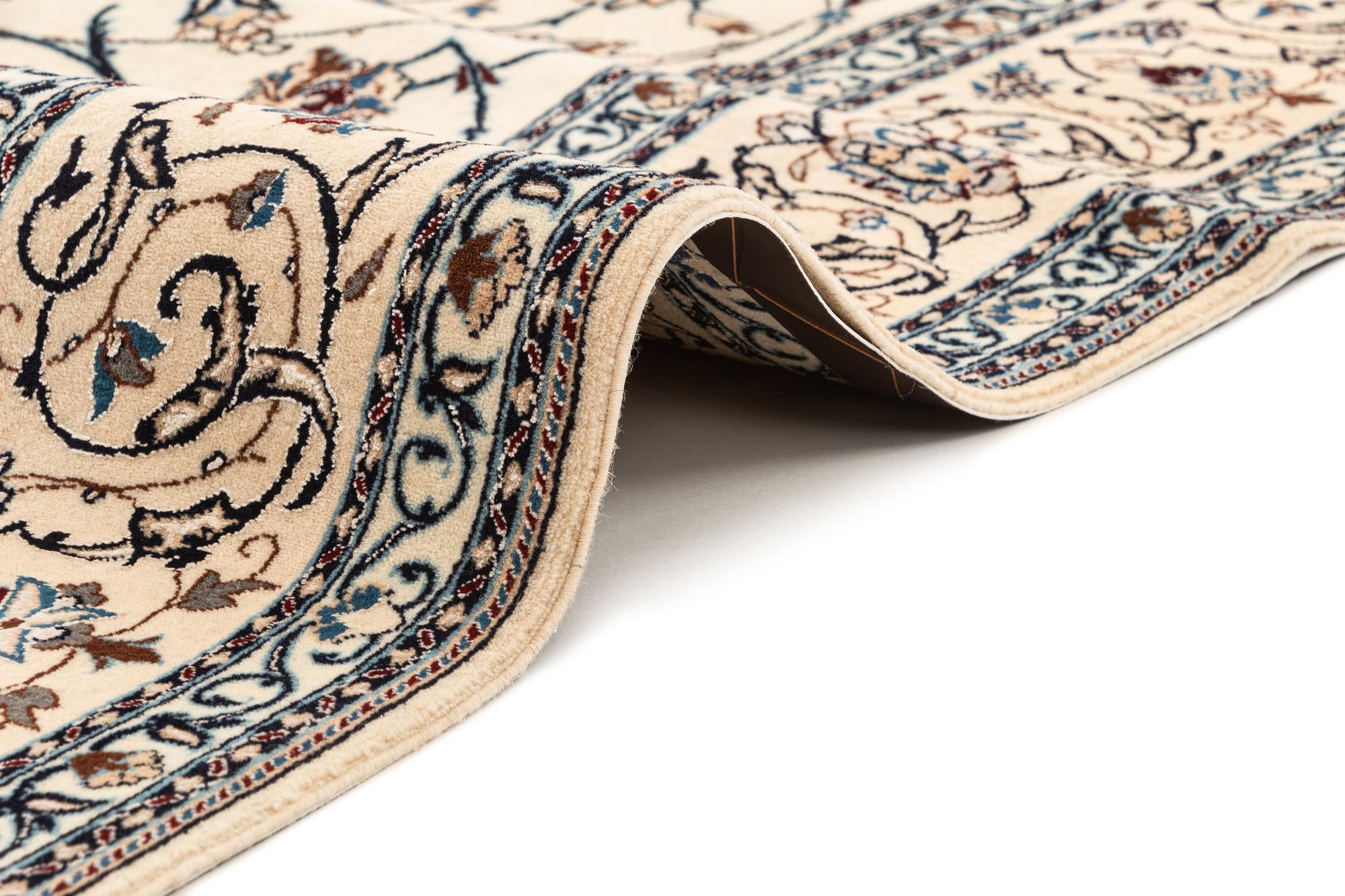 5' 4 x 7' 9 Hand Knotted Nain Rug