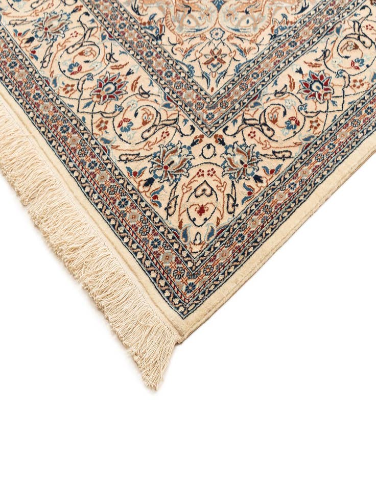 Detail image of 4' 11 x 8' 3  Hand Knotted Nain Rug