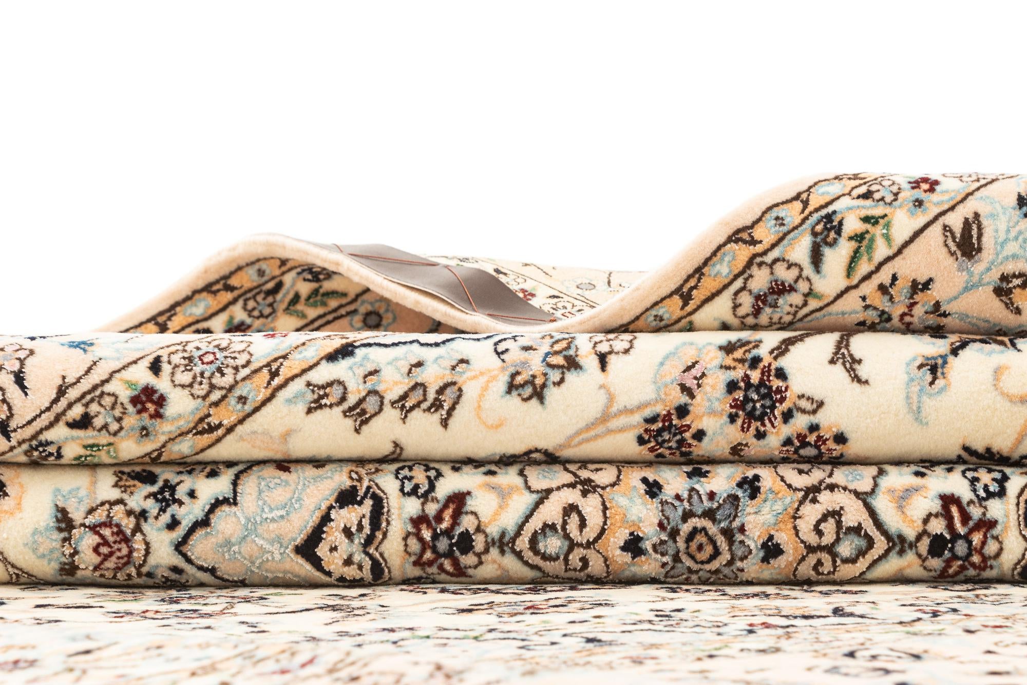5' 3 x 8' 2 Hand Knotted Nain Rug