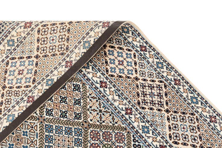 Detail image of 6' 8 x 6' 11 Hand Knotted Nain Rug