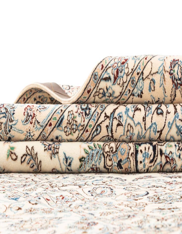 Detail image of 6' 9 x 6' 11 Hand Knotted Nain Rug