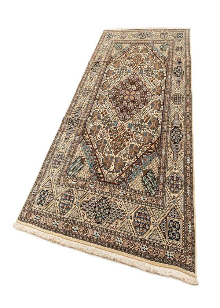 6' 11 x 11' 3 Hand Knotted Nain Rug