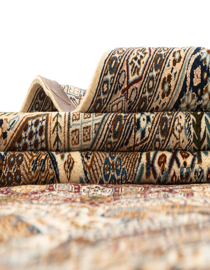 Detail image of 6' 11 x 11' 3  Hand Knotted Nain Rug