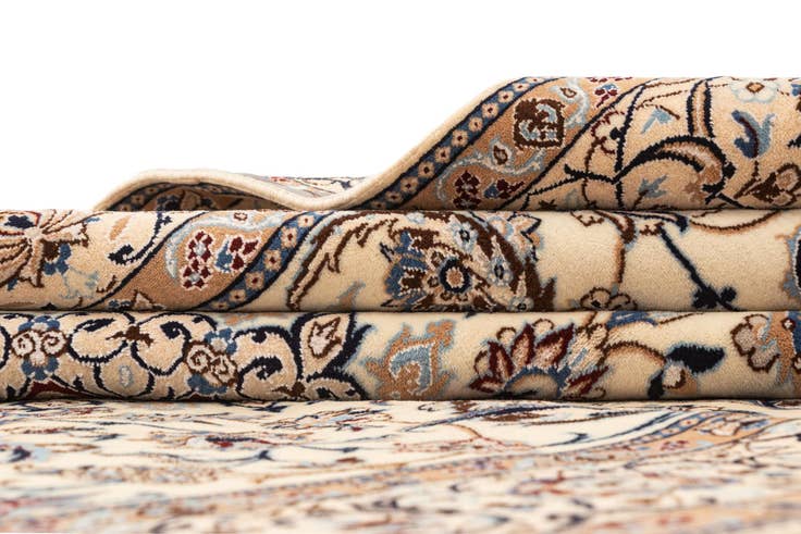 Detail image of 4' 3 x 7' 3 Hand Knotted Nain Rug