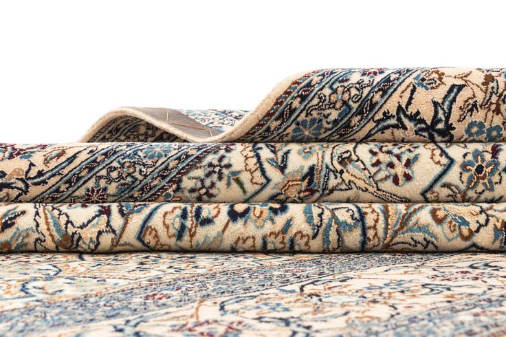 Detail image of 5' 5 x 8' Hand Knotted Nain Rug