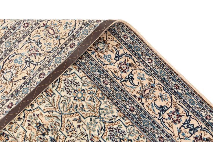 Detail image of 5' 5 x 8' Hand Knotted Nain Rug