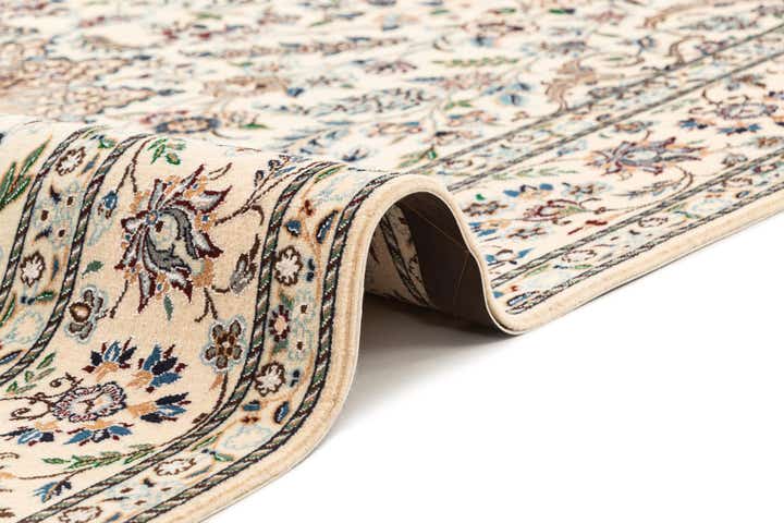 4' 11 x 7' 7 Hand Knotted Nain Rug