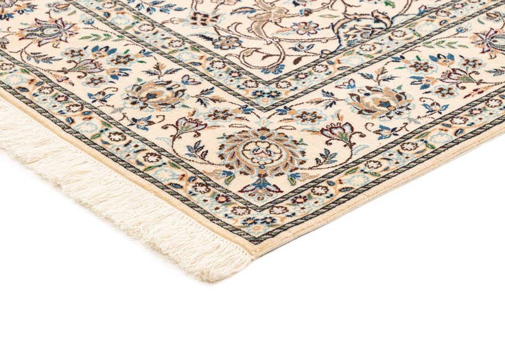 Detail image of 4' 11 x 7' 7 Hand Knotted Nain Rug