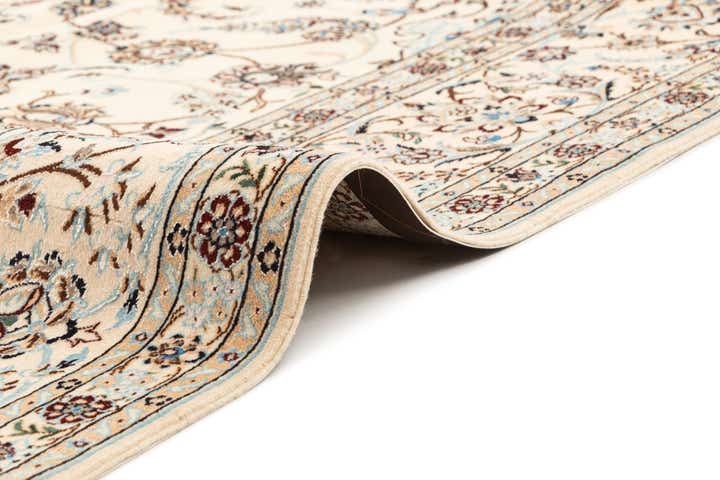 6' 9 x 10' Hand Knotted Nain Rug