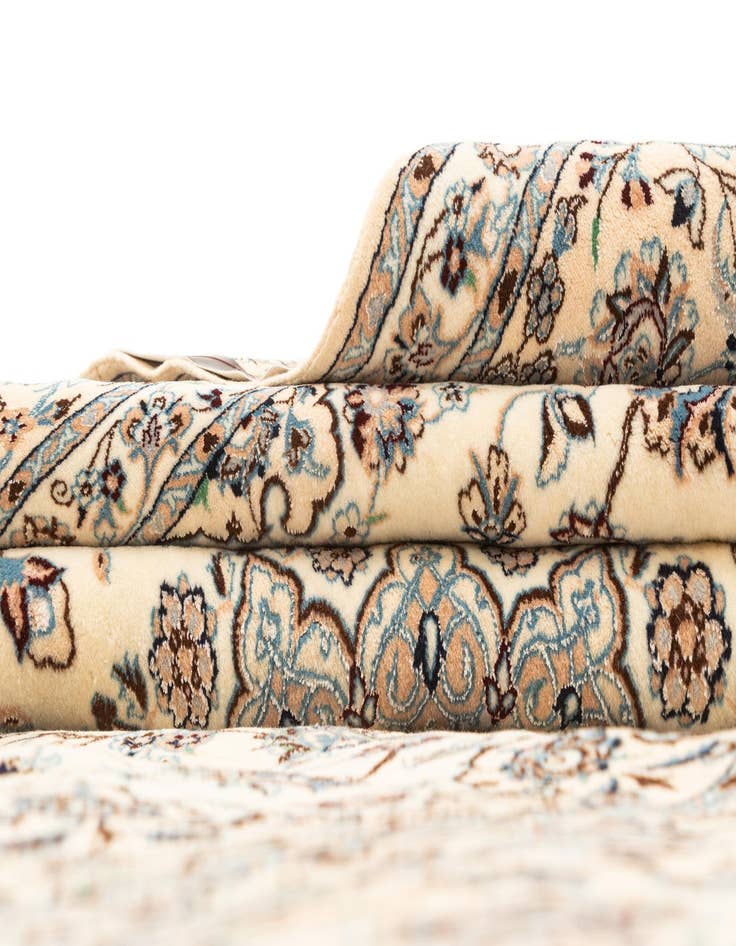 Detail image of 6' 10 x 10' 3  Hand Knotted Nain Rug