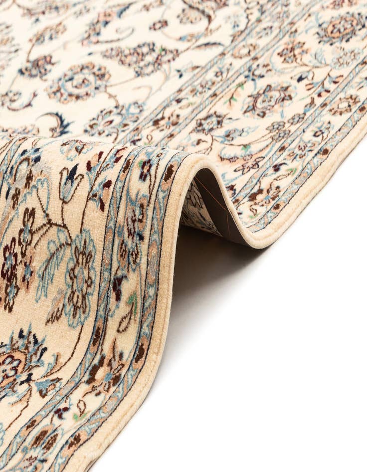 Detail image of 6' 10 x 10' 3  Hand Knotted Nain Rug