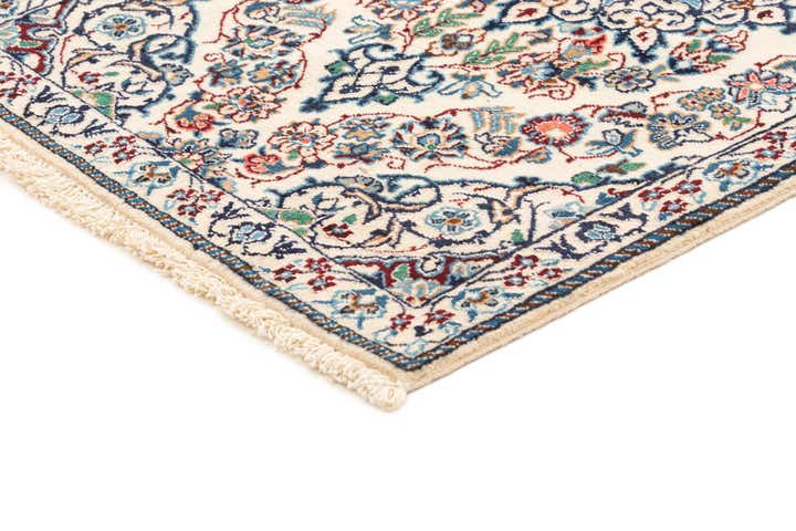 1' 7 x 5' 4 Hand Knotted Nain Rug