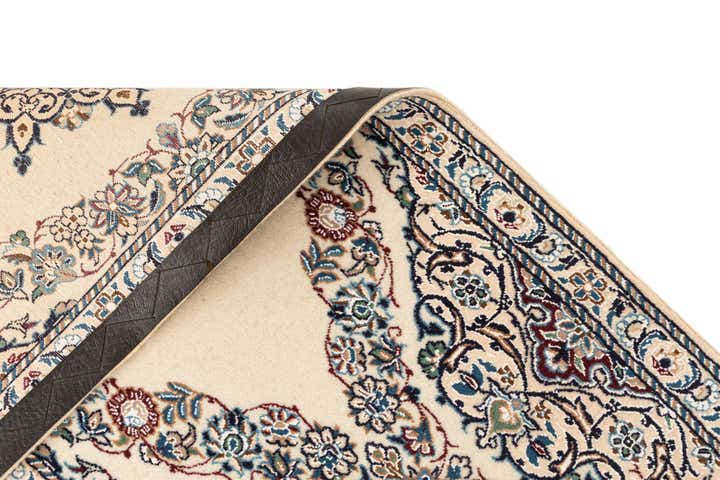 1' 7 x 5' 5 Hand Knotted Nain Rug