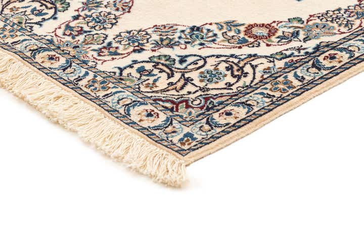 1' 7 x 5' 5 Hand Knotted Nain Rug