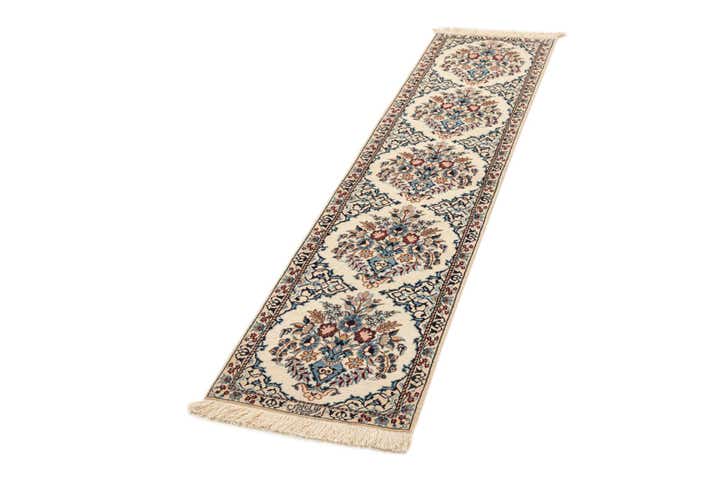 1' 7 x 6' 6 Hand Knotted Nain Rug