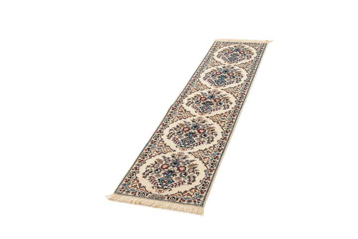 1' 7 x 6' 7 Hand Knotted Nain Rug
