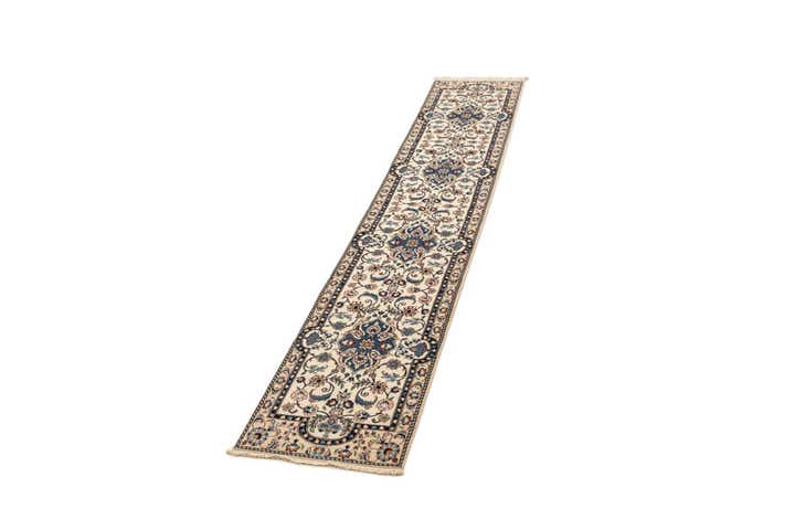 1' 7 x 9' 7 Hand Knotted Nain Rug