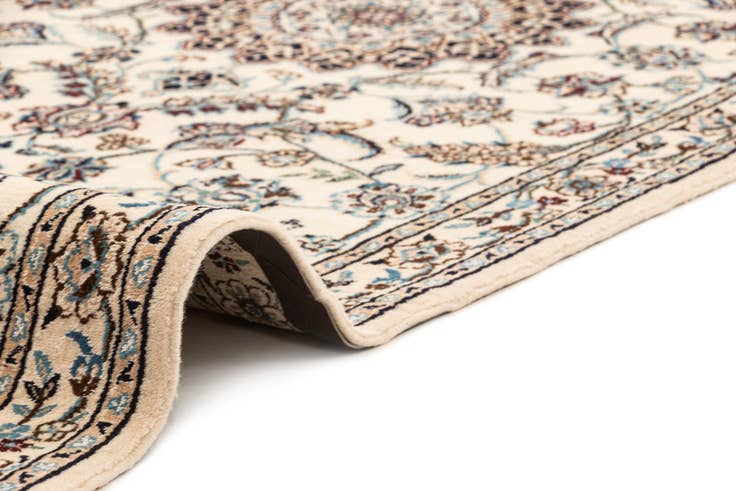 Detail image of 2' 11 x 8' 11 Nain Rug