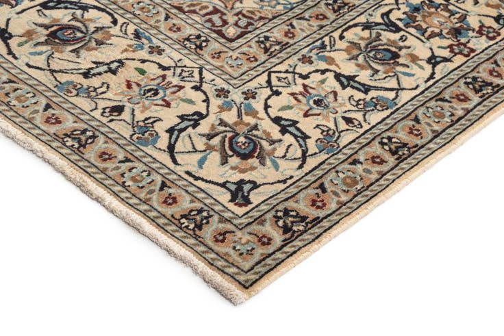 Detail image of 7' 11 x 11' 3 Nain Rug