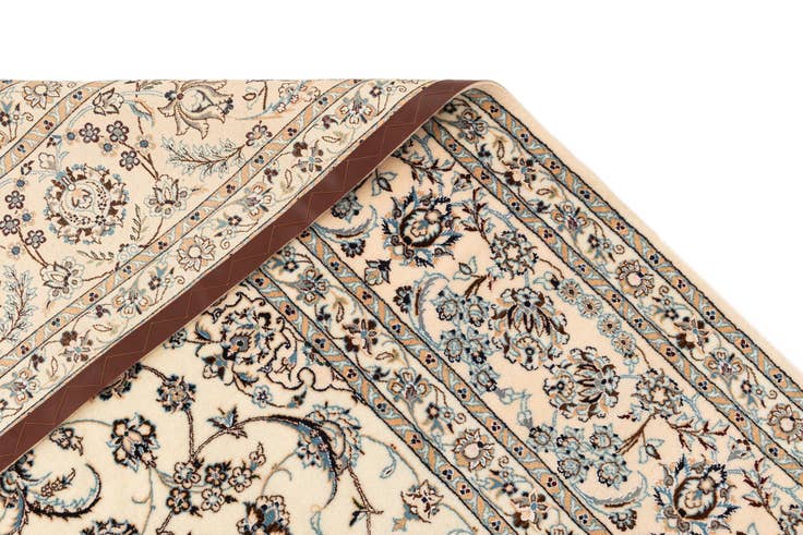 Detail image of 8' 3 x 9' 10 Nain Rug