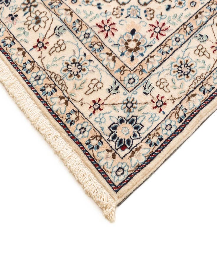 Detail image of 2' 9 x 4' 6 Nain Rug