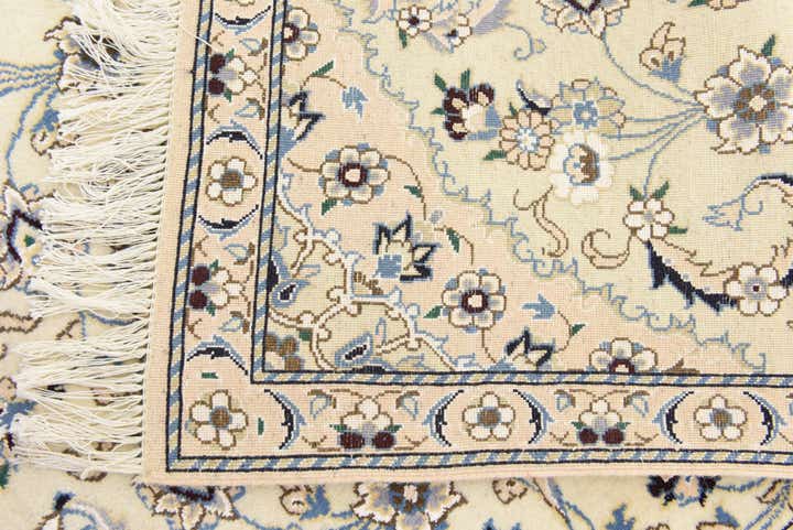 2' 10 x 4' 6 Hand Knotted Nain Persian Rug