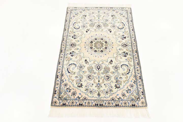 2' 10 x 4' 6 Hand Knotted Nain Persian Rug