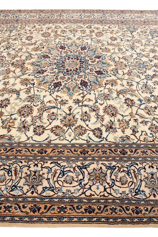Detail image of 8' 3 x 11' 2 Hand Knotted Nain Persian Rug