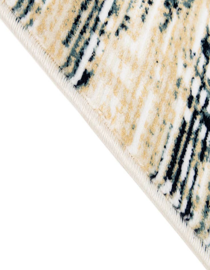 Detail image of 5' 3 x 7' 8 Nain Rug