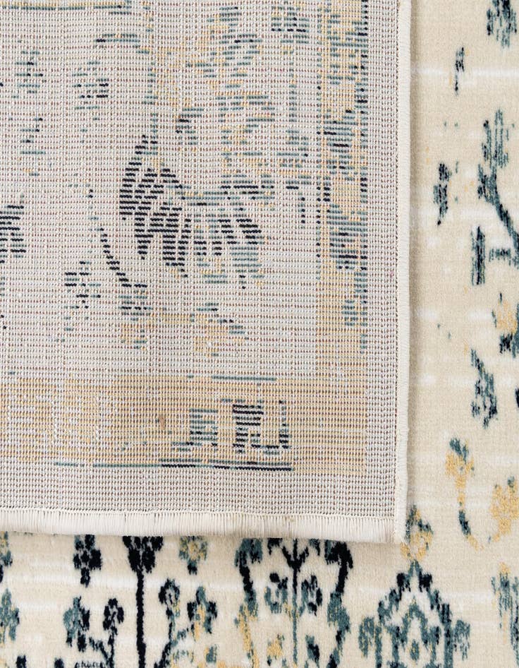 Detail image of 5' 3 x 7' 9 Nain Rug