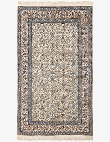 5' 5 x 8' Hand Knotted Nain Rug