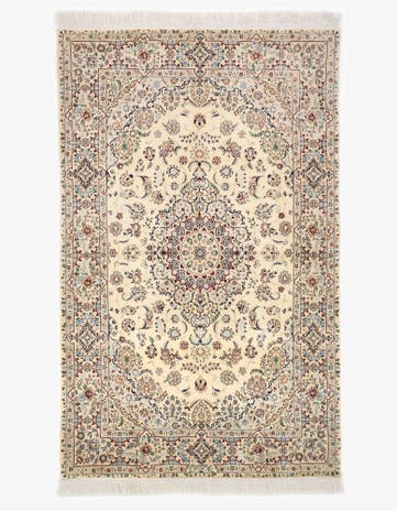 4' 1 x 6' 5 Nain Rug