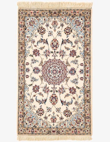 2' x 3' 5 Hand Knotted Nain Rug