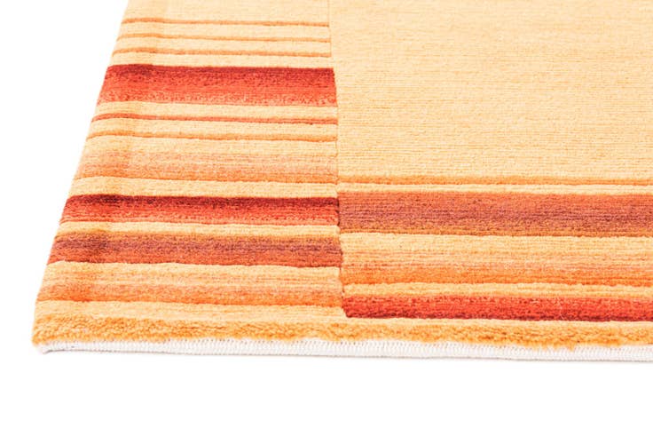 Detail image of 4' 7 x 6' 6 Hand Knotted Nepal Wool Rug