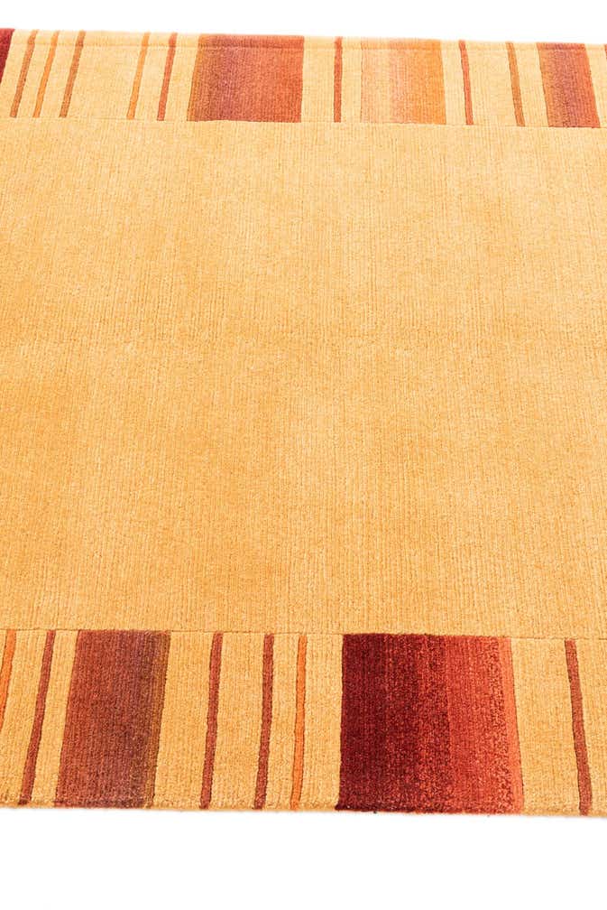 4' 7 x 6' 6 Hand Knotted Nepal Wool Rug
