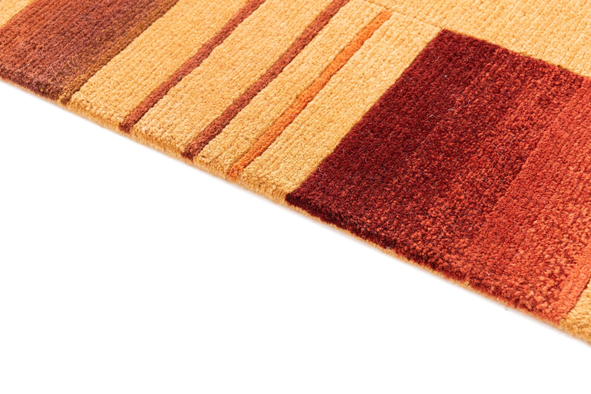 4' 7 x 6' 6 Hand Knotted Nepal Wool Rug