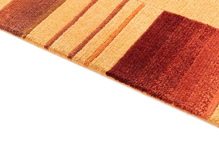 4' 7 x 6' 6 Hand Knotted Nepal Wool Rug