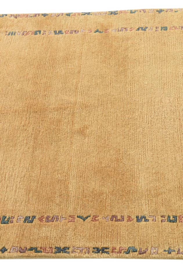 Detail image of 3' x 5' 4 Hand Knotted Nepal Wool Rug