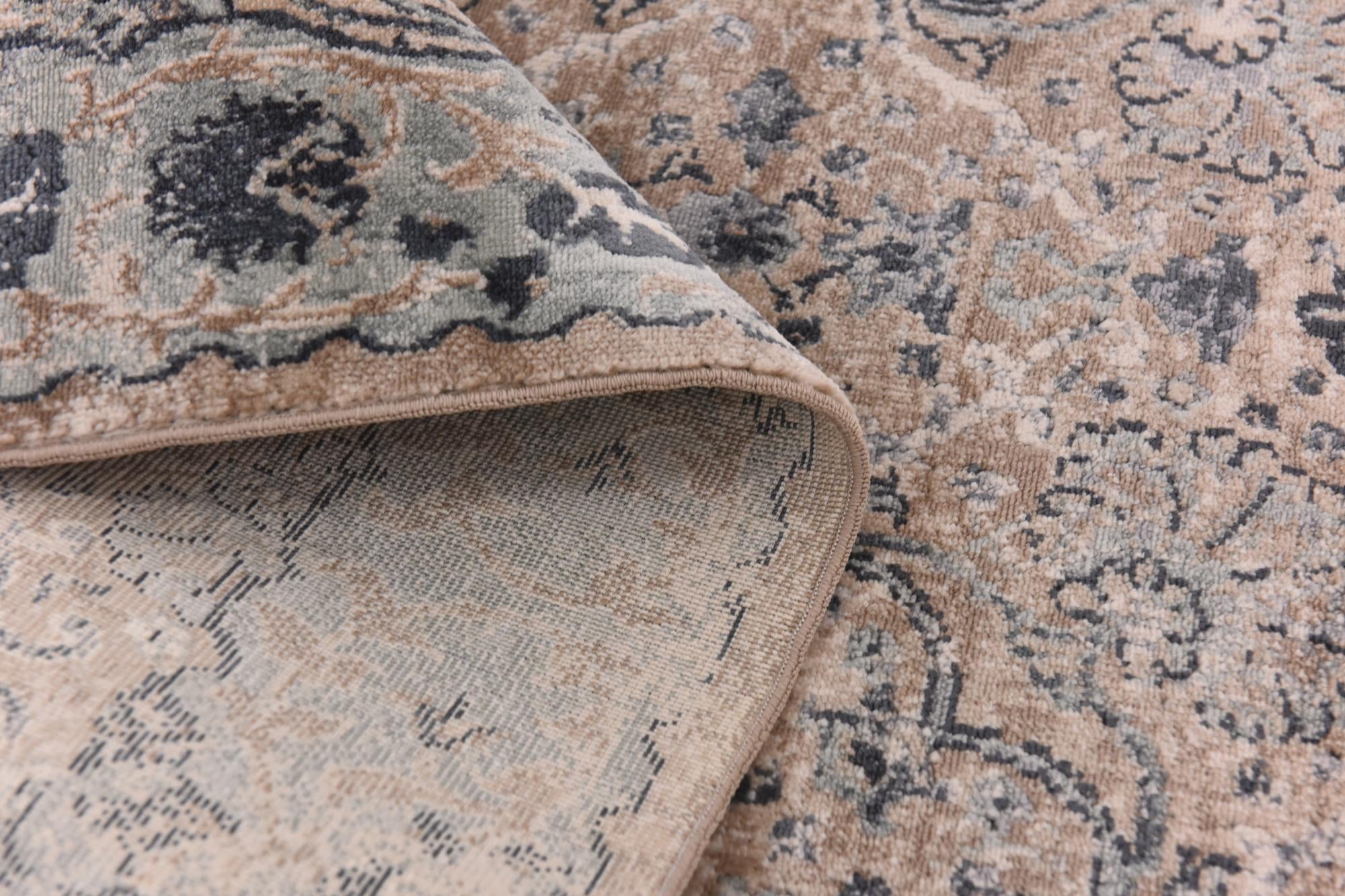 5' x 7' 7 New Vintage Rug