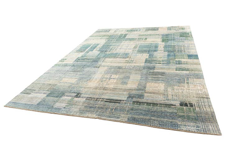 Detail image of 9' 9 x 13' 10 Hand Knotted Oushak Rug